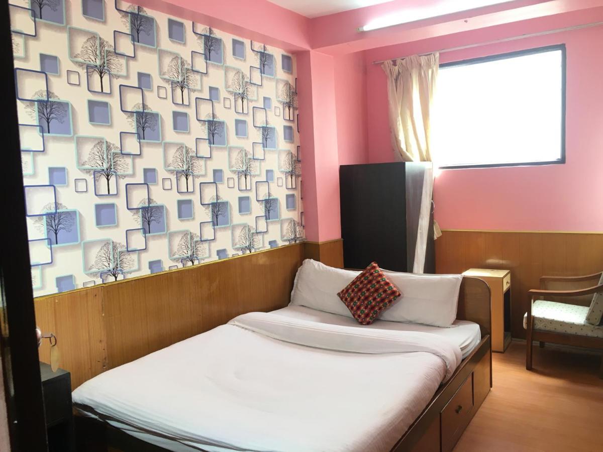 Hotel Plumeria Inn Катманду Екстер'єр фото