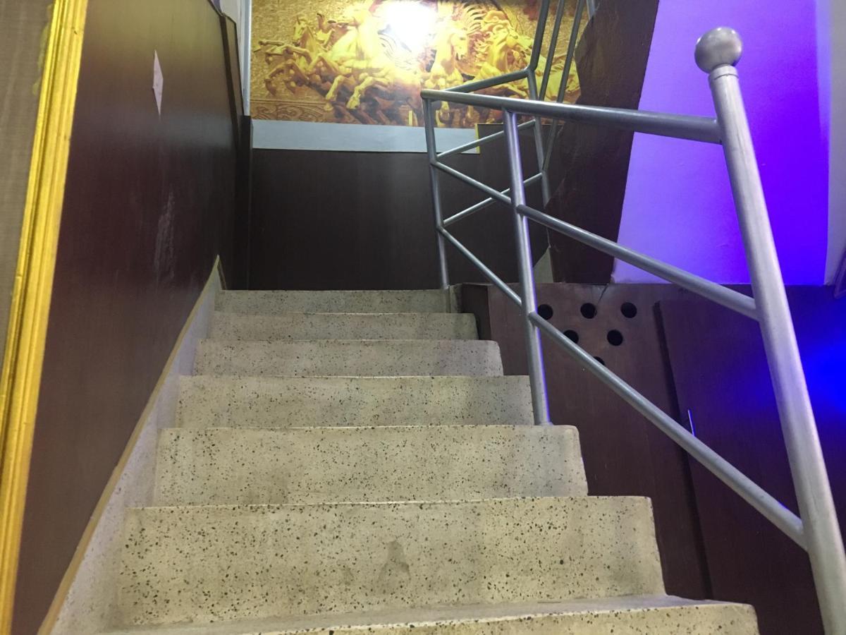 Hotel Plumeria Inn Катманду Екстер'єр фото